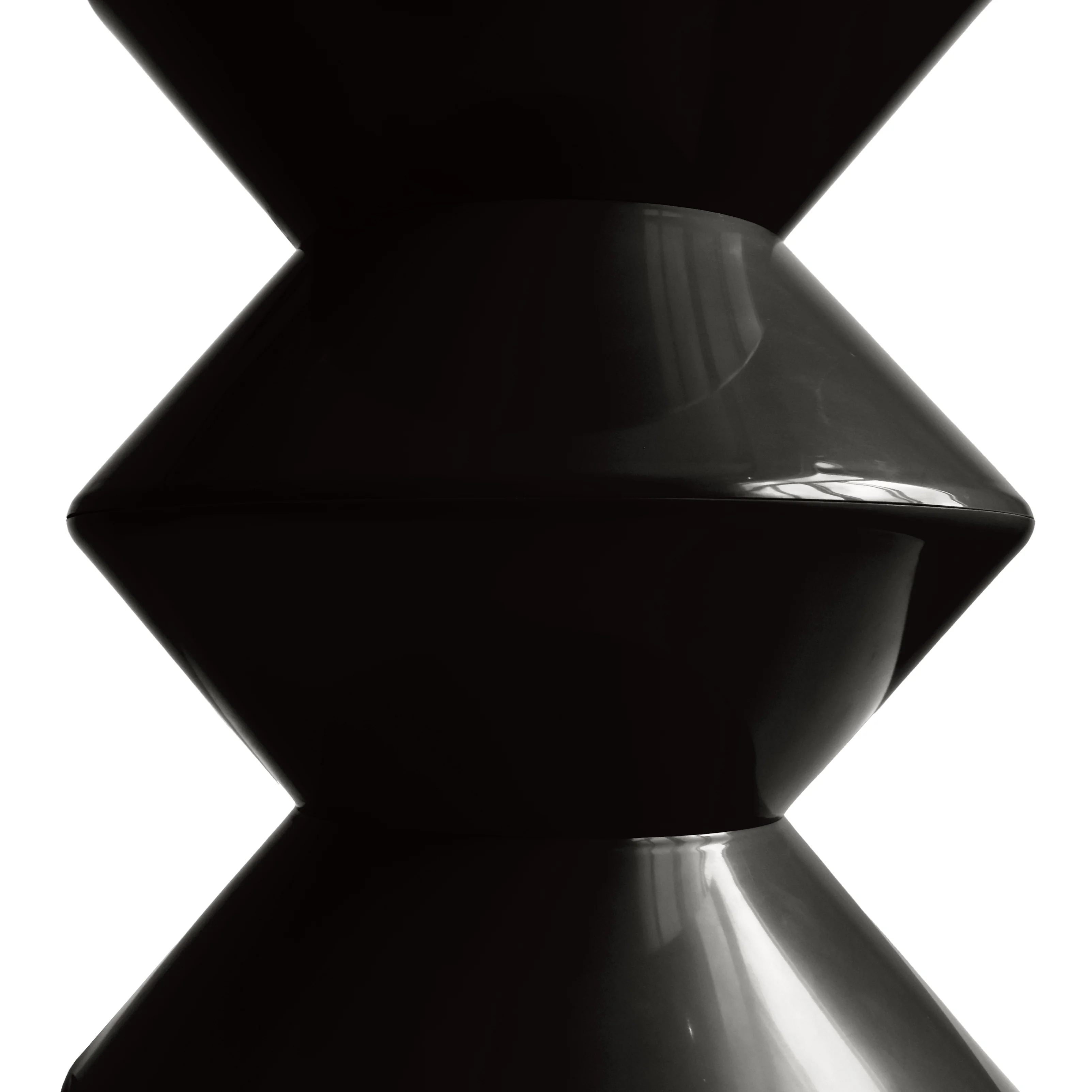 Aura Modern Plastic Side End Table, Indoor/Outdoor Use, Black