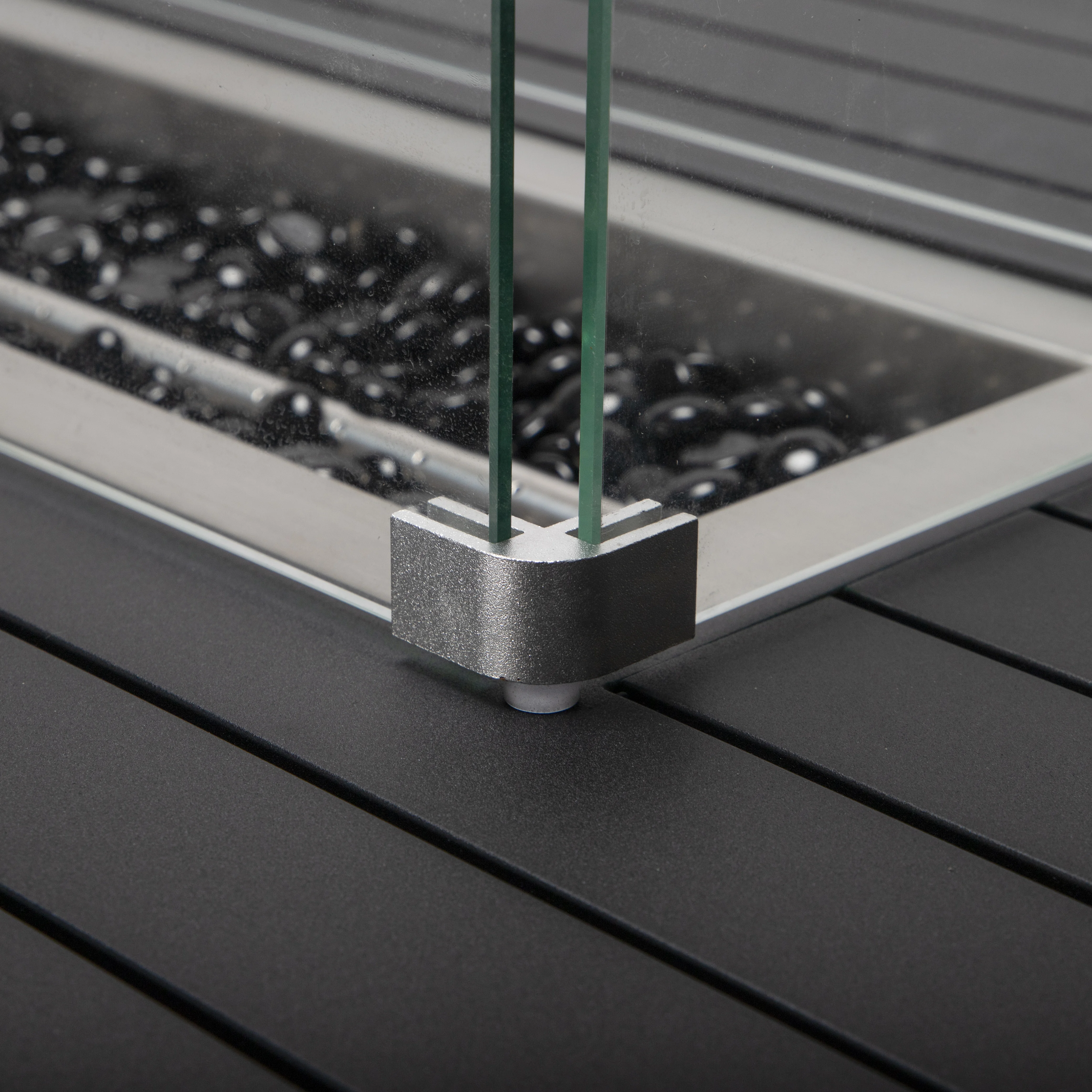 Chelsea Collection Aluminum Outdoor Dining Set, 1 Bar Height Fire Pit Table and 4 Bar Chair in black with Cherry Cushions