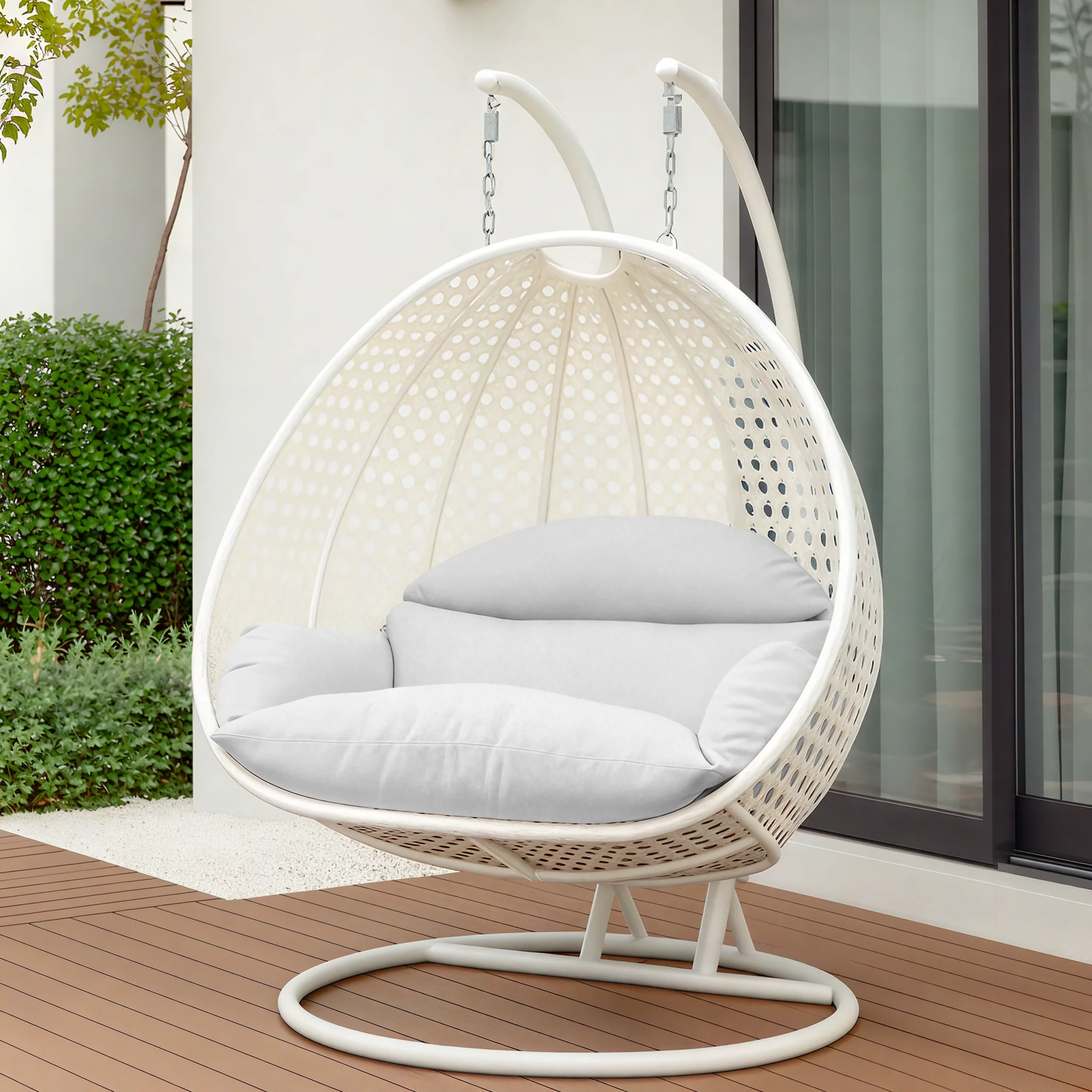 White Wicker Hanging 2 person Egg Swing Chair