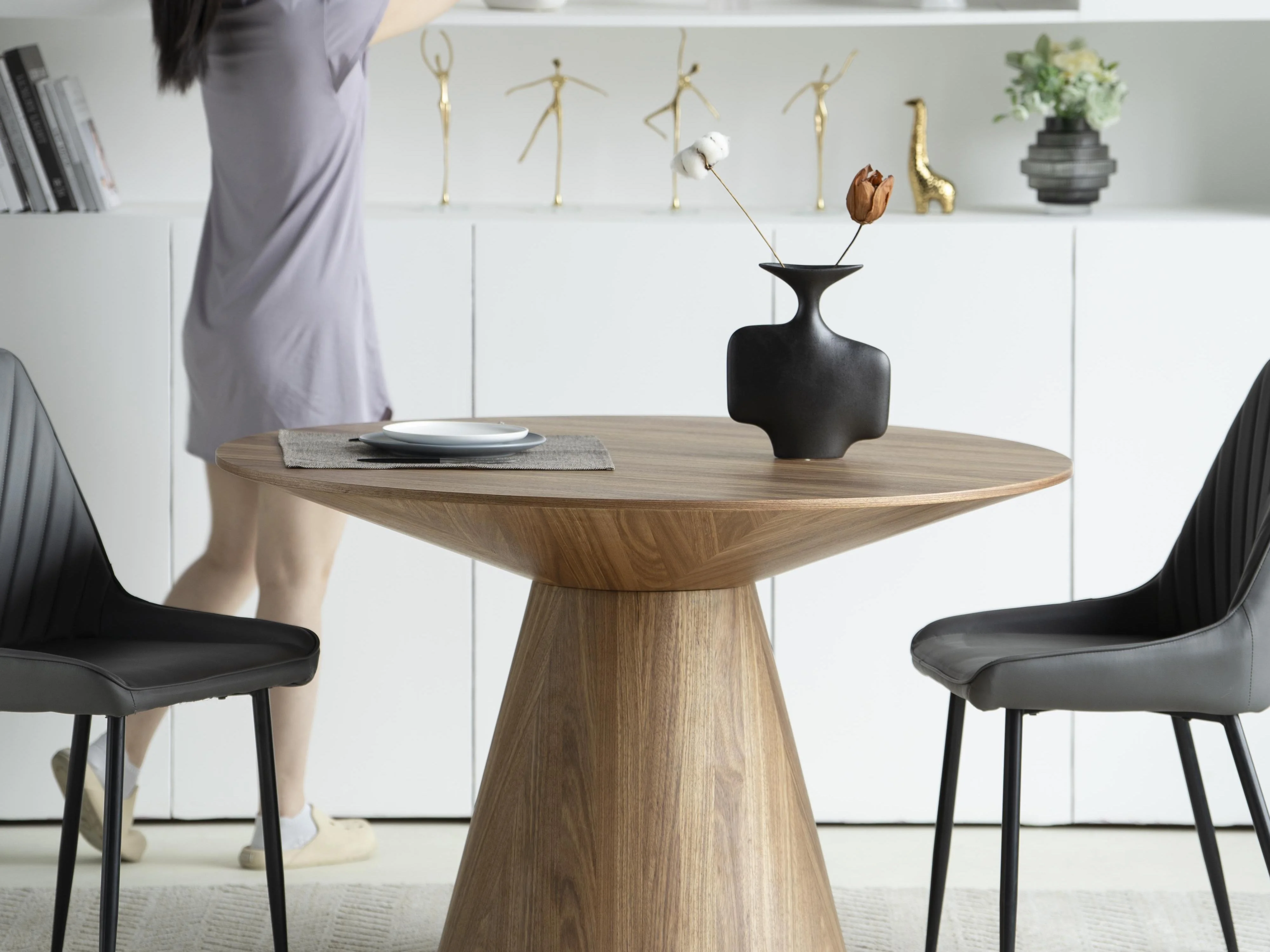 Fynix Collection Modern Dining Table In Natural Wood