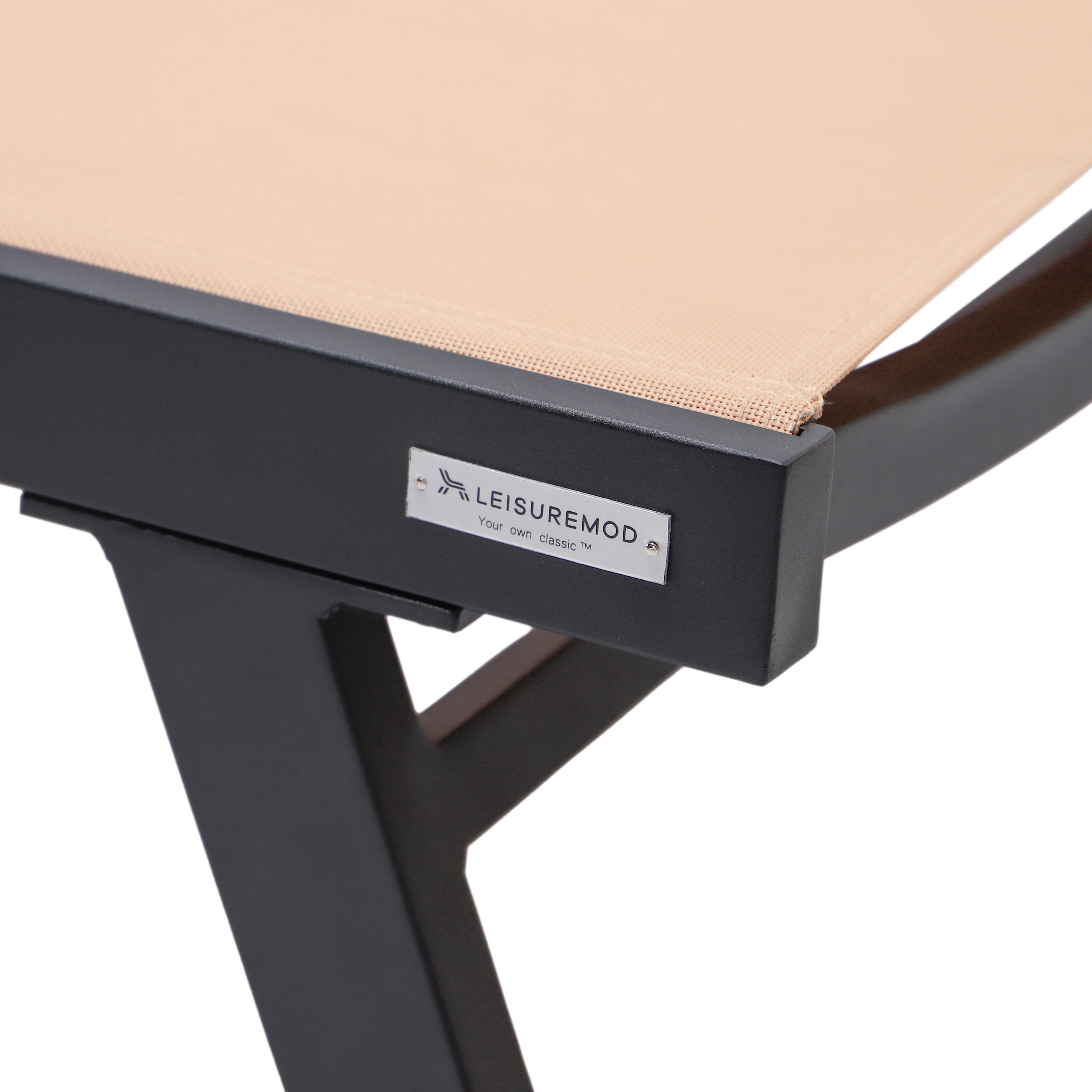 Marlin Patio Chaise Lounge Chair With Armrests in Black Aluminum Frame, Set of 2 in Light Brown