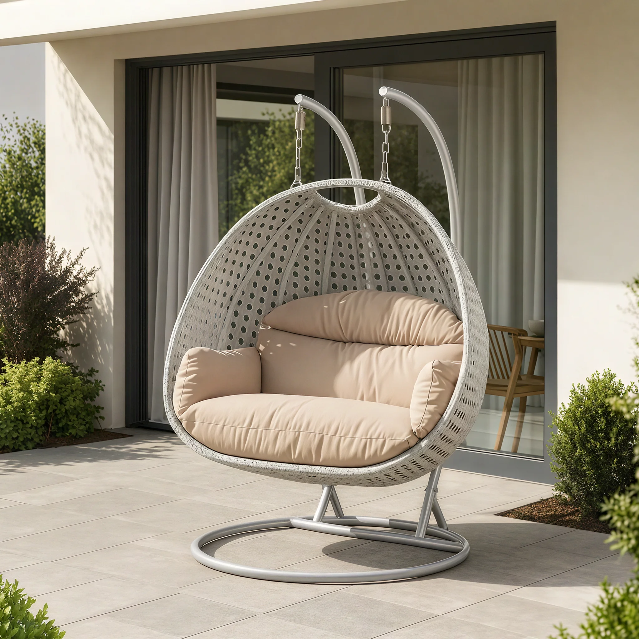 Mendoza Light Grey Wicker Hanging 2 person Egg Swing Chair