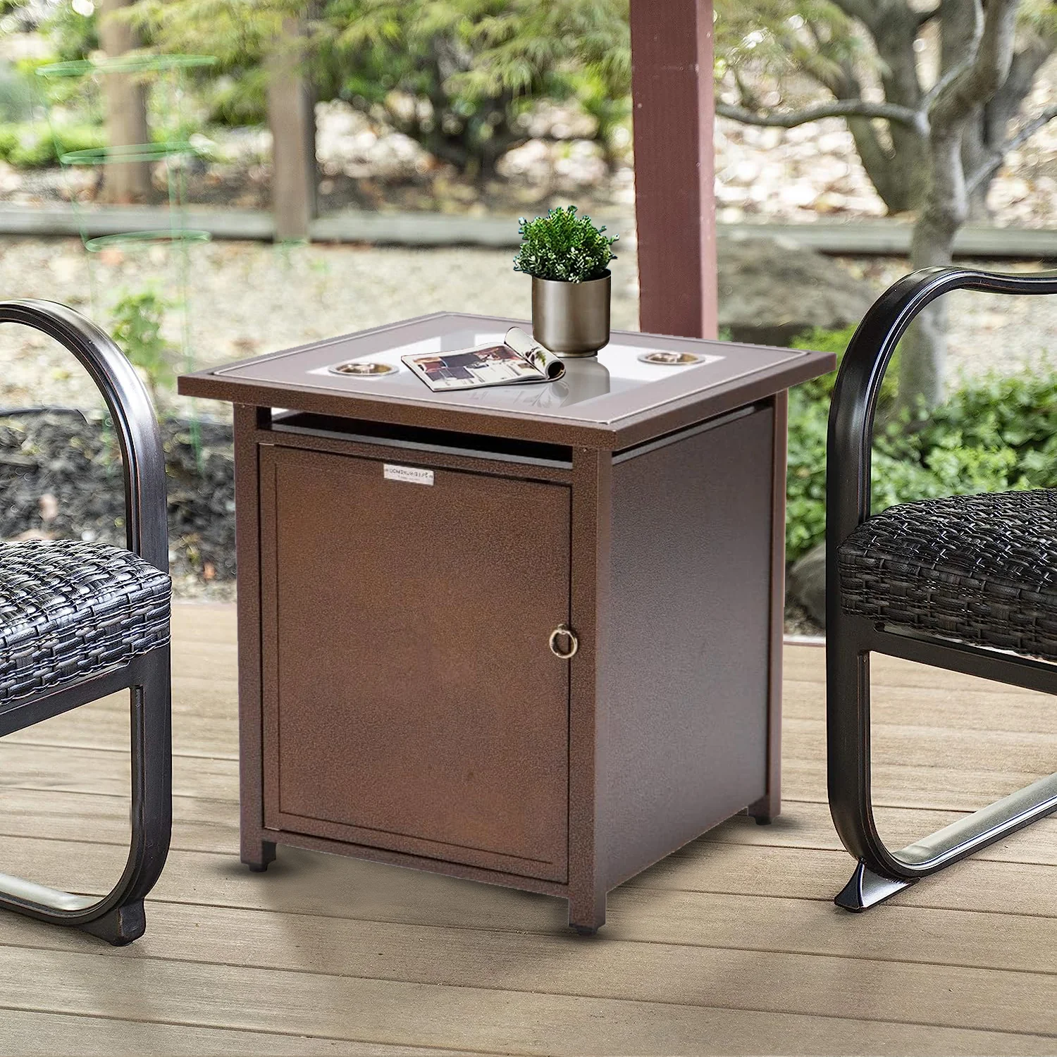 Walbrooke Brown Patio Square Tank Holder in Brown