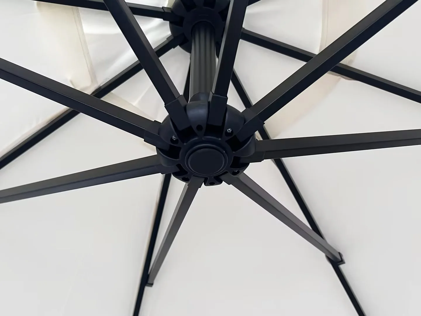 Willry Modern Outdoor 10 Ft Offset Cantilever Hanging Patio Umbrella With Solar Powered LED in Cream