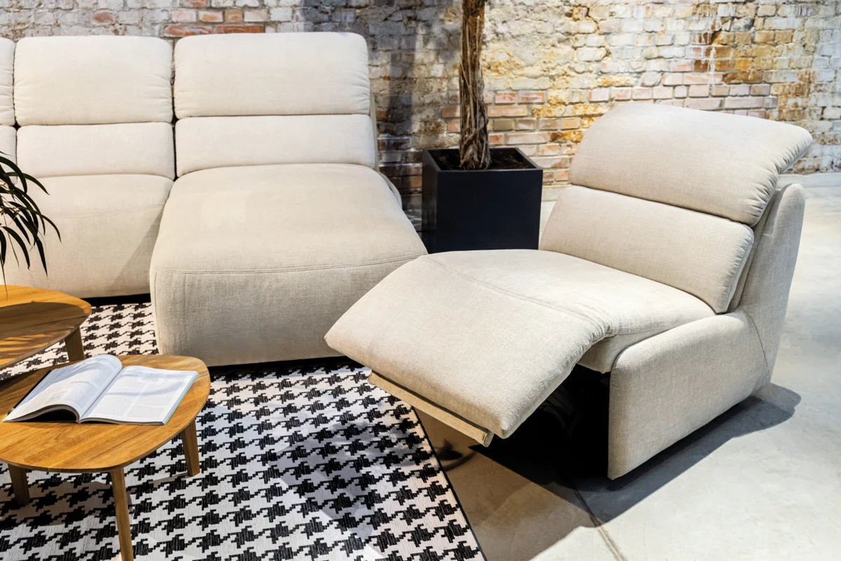 Loggia Sectional w/ Bed & storage