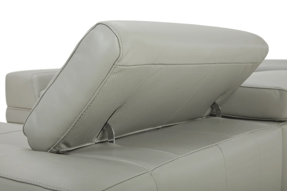 1576 Sectional Right by Kuka