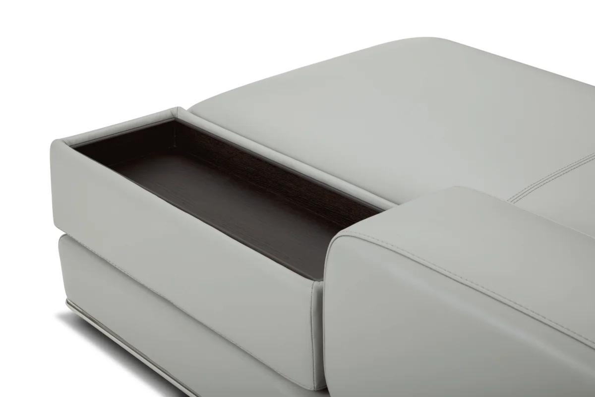 1576 Sectional Right by Kuka