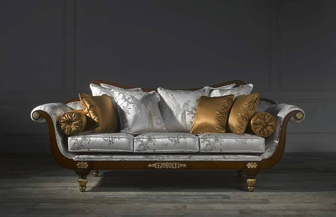 Madonna Sofa