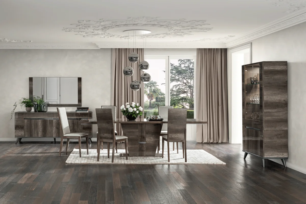 Medea Buffet w/Mirror