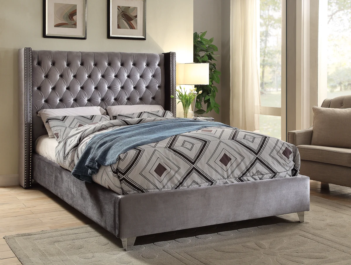 Aiden - King Bed - Gray