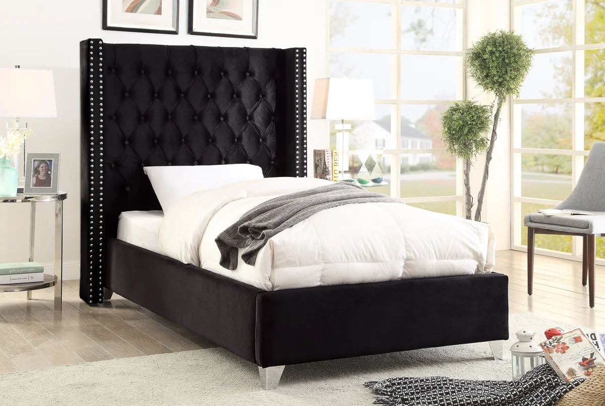 Aiden - Bed - Black - View 2