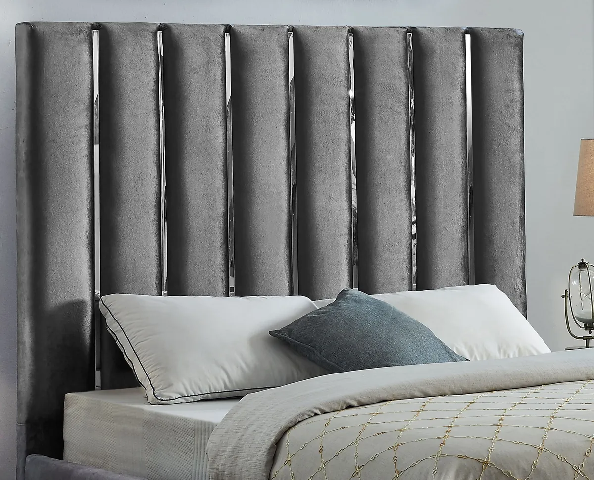 Enzo - Queen Bed - Gray