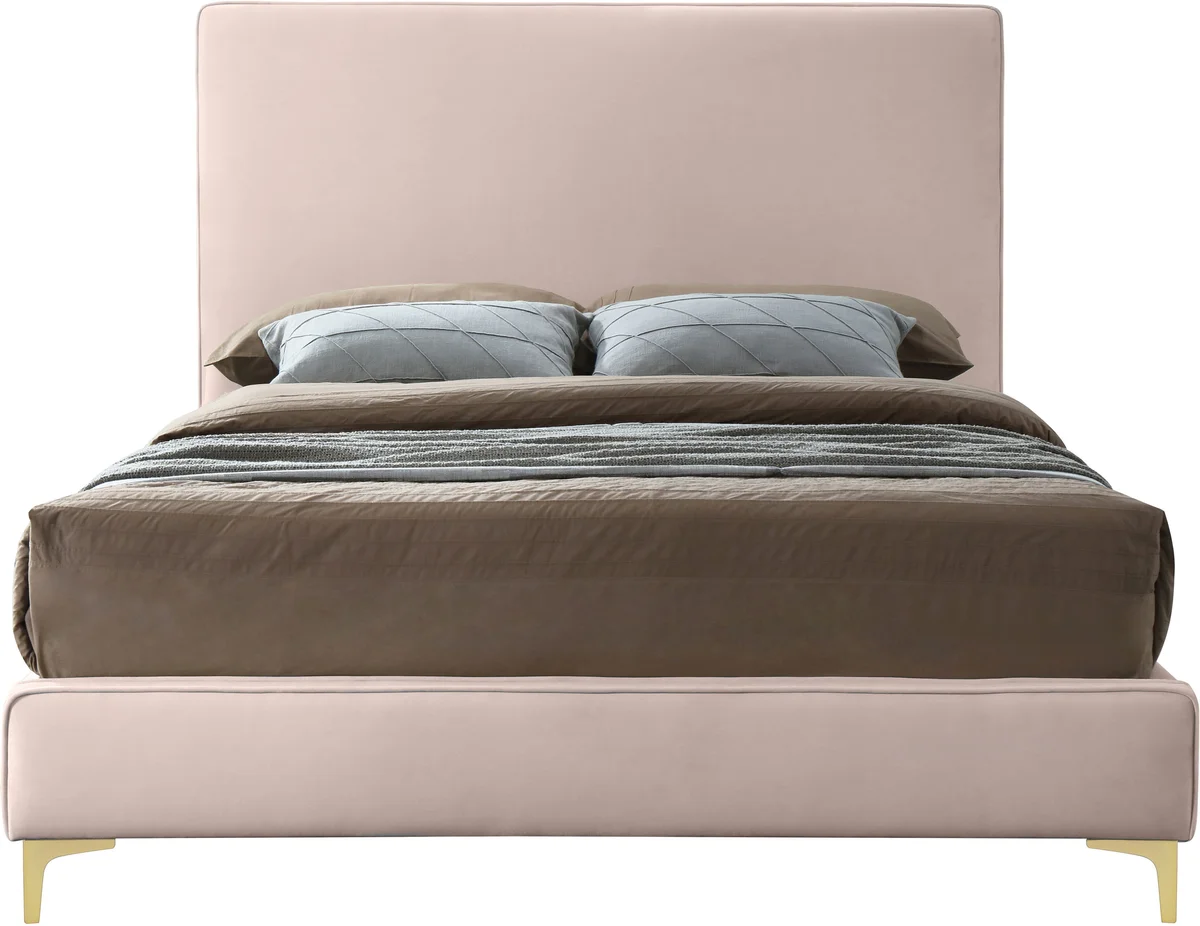 Geri - King Bed - Pink