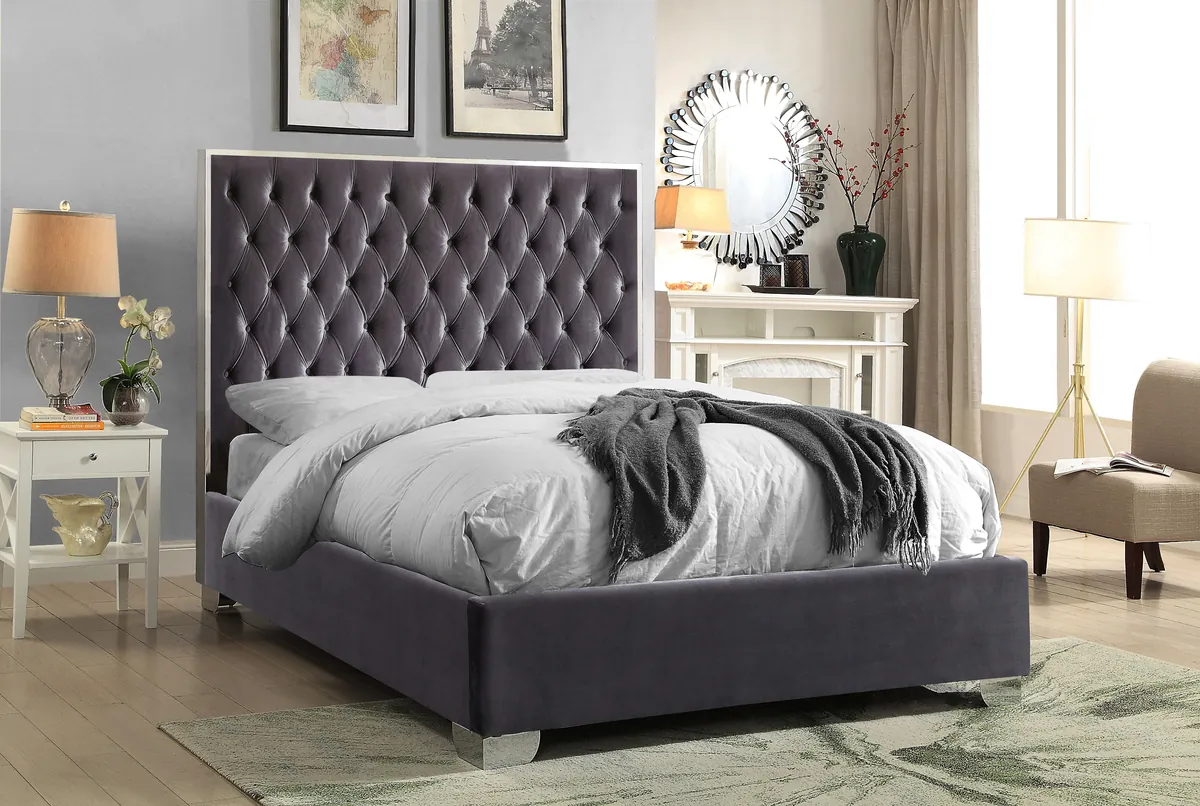 Lexi - King Bed - Gray - View 2