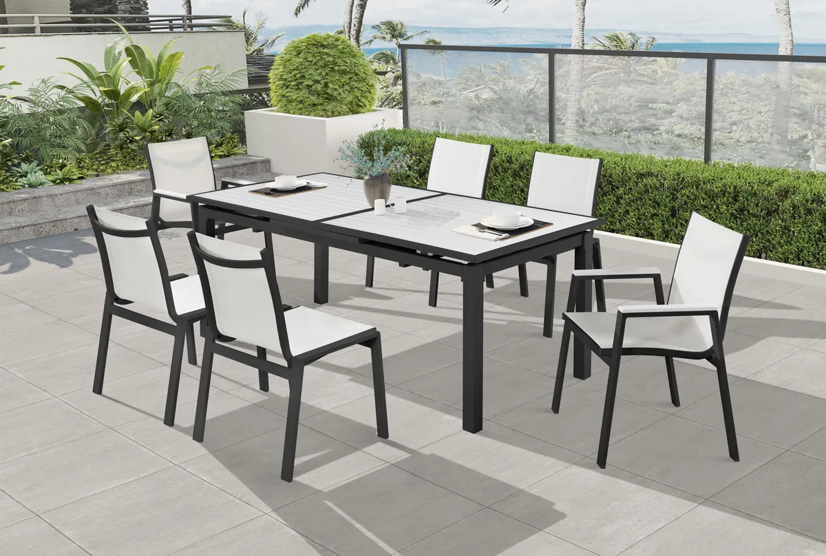 Nizuc - Outdoor Patio Extendable Dining Table - White