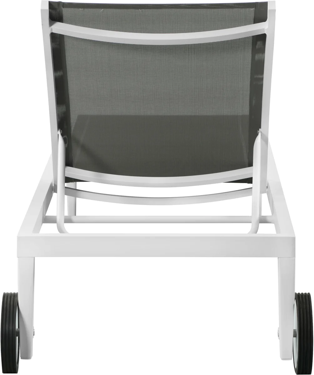 Nizuc - Outdoor Patio Chaise Lounge Chair - Gray