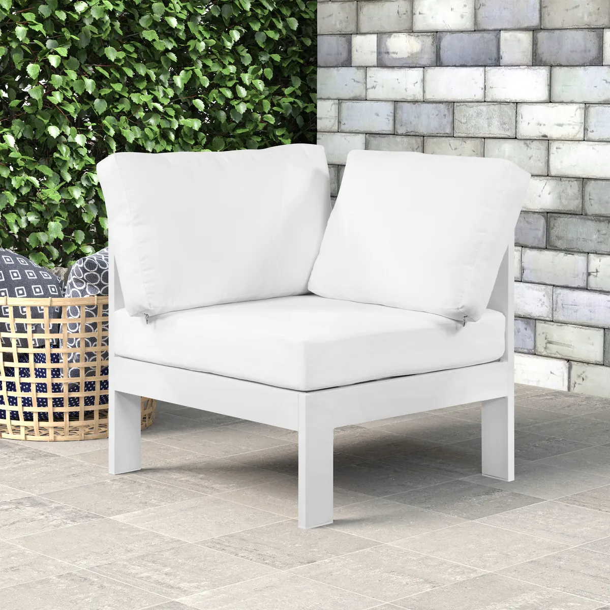 Nizuc - Outdoor Patio Corner Chair - White - View 2