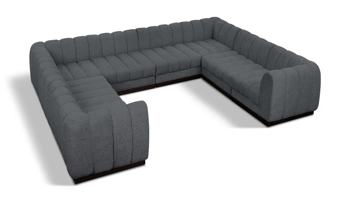 Quinn - 8 Piece Modular U-Shaped Sectional - Gray