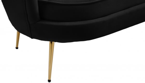 Gardenia 60" Velvet Upholstered Loveseat