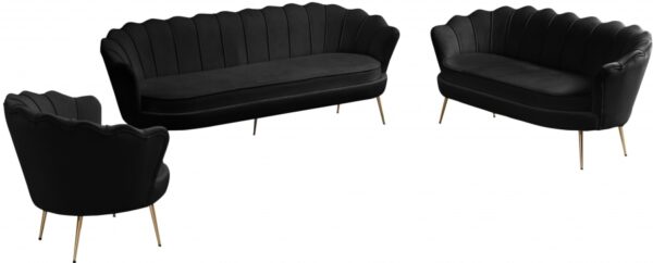 Gardenia 60" Velvet Upholstered Loveseat