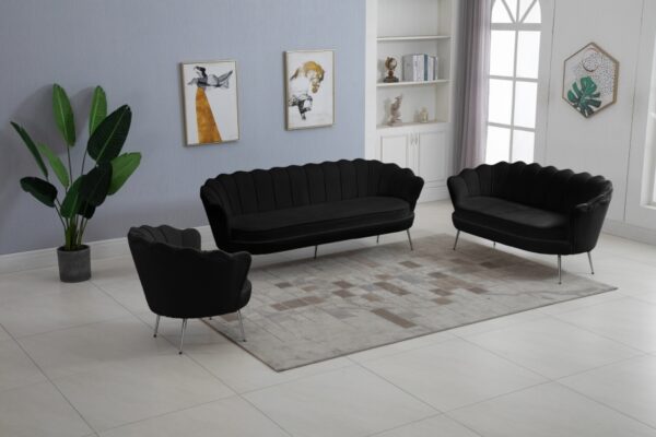 Gardenia 60" Velvet Upholstered Loveseat
