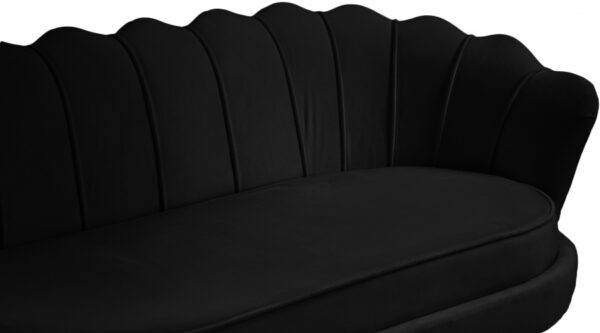 Gardenia 60" Velvet Upholstered Loveseat