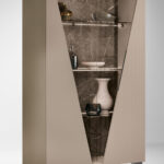 Fidia 2 Door Vitrine