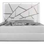 Gio Queen Size Bed w/Light