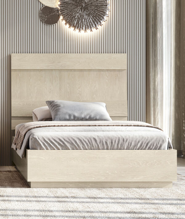 Kroma 48" Bed
