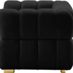 Gwen Velvet Upholstered Chair