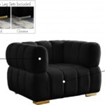 Gwen Velvet Upholstered Chair
