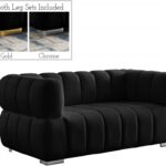Gwen 68" Velvet Upholstered Loveseat