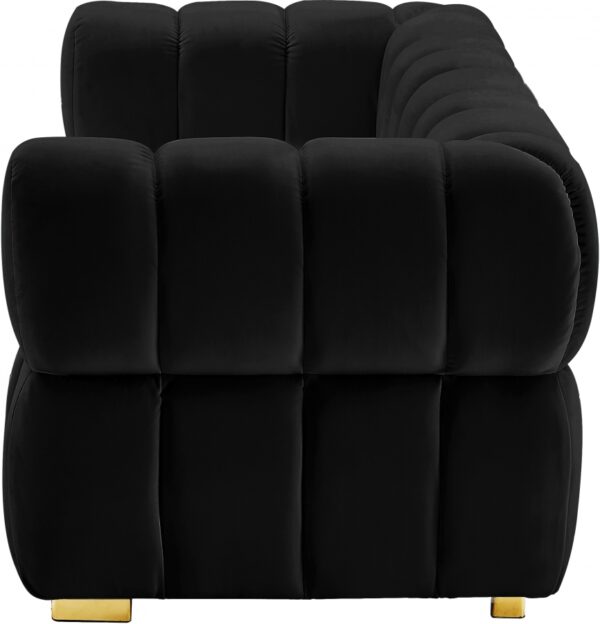 Gwen 68" Velvet Upholstered Loveseat