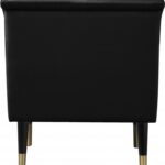Elegante Velvet Upholstered Chair