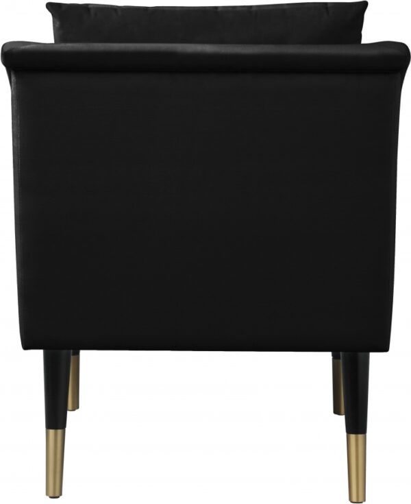 Elegante Velvet Upholstered Chair