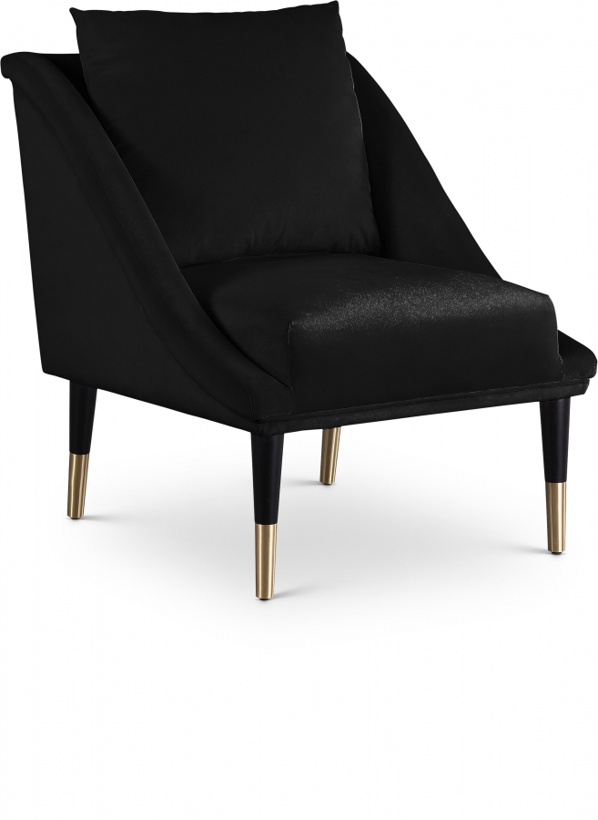 Elegante Velvet Upholstered Chair