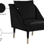 Elegante Velvet Upholstered Chair