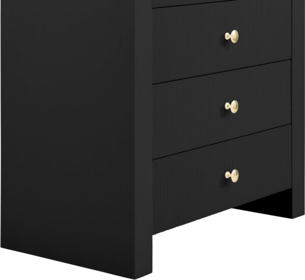 Artisto Ash Veneer Chest
