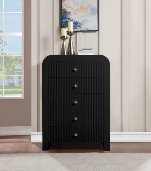 Artisto Ash Veneer Chest