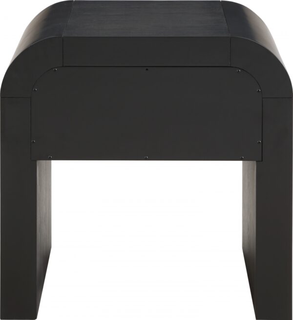 Artisto Ash Veneer End / Side Table