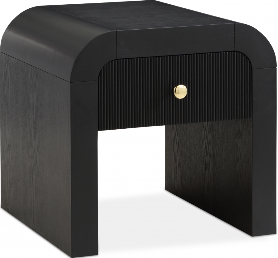 Artisto Ash Veneer End / Side Table