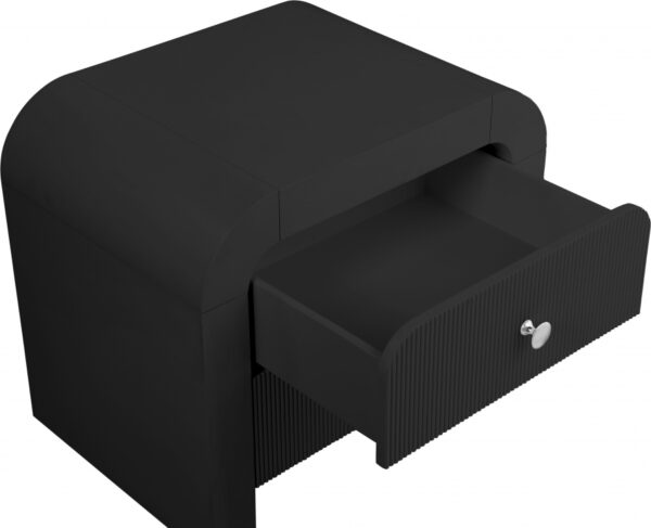 Artisto Ash Veneer Nightstand