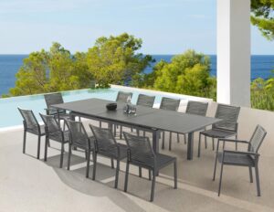 Maldives 95.5" - 119" Aluminum Extendable Outdoor Patio Dining Table