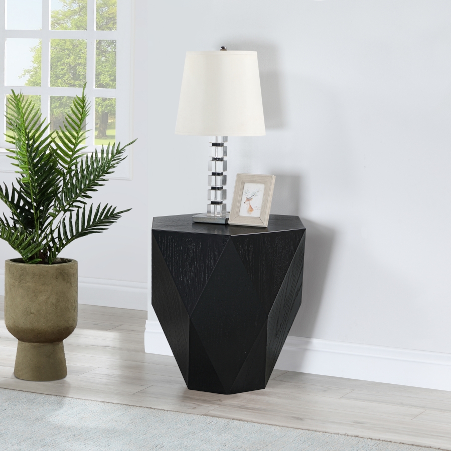 Diamante Oak Veneer End / Side Table