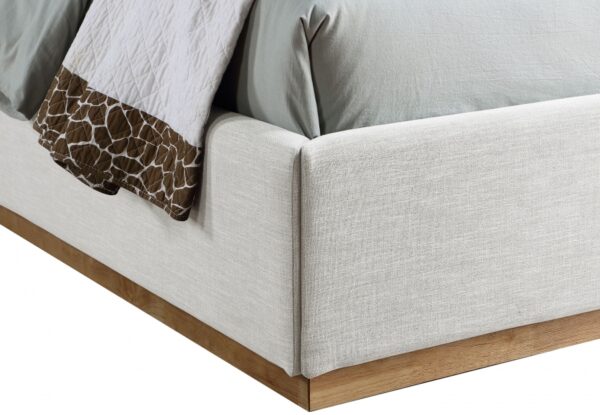 Flynn Linen Textured Fabric Upholstered Bed
