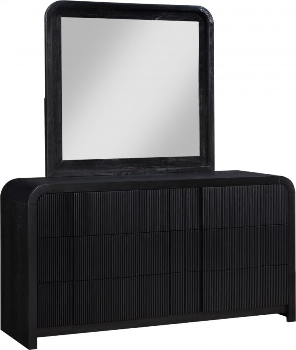 Fluted Solid Wood And Oak Veneer Dresser