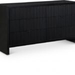 Fairfax Solid Wood And Oak Veneer Dresser