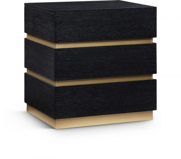 Zaylan Oak Veneer Night Stand