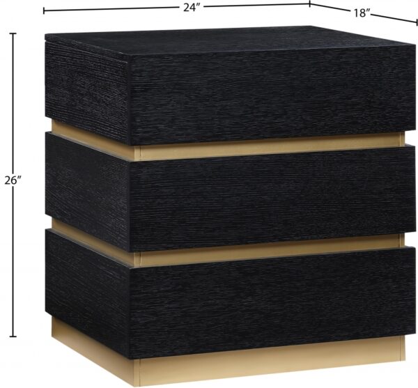 Zaylan Oak Veneer Night Stand