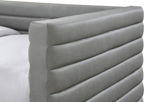 Beverly Vegan Leather Upholstered Twin Daybed